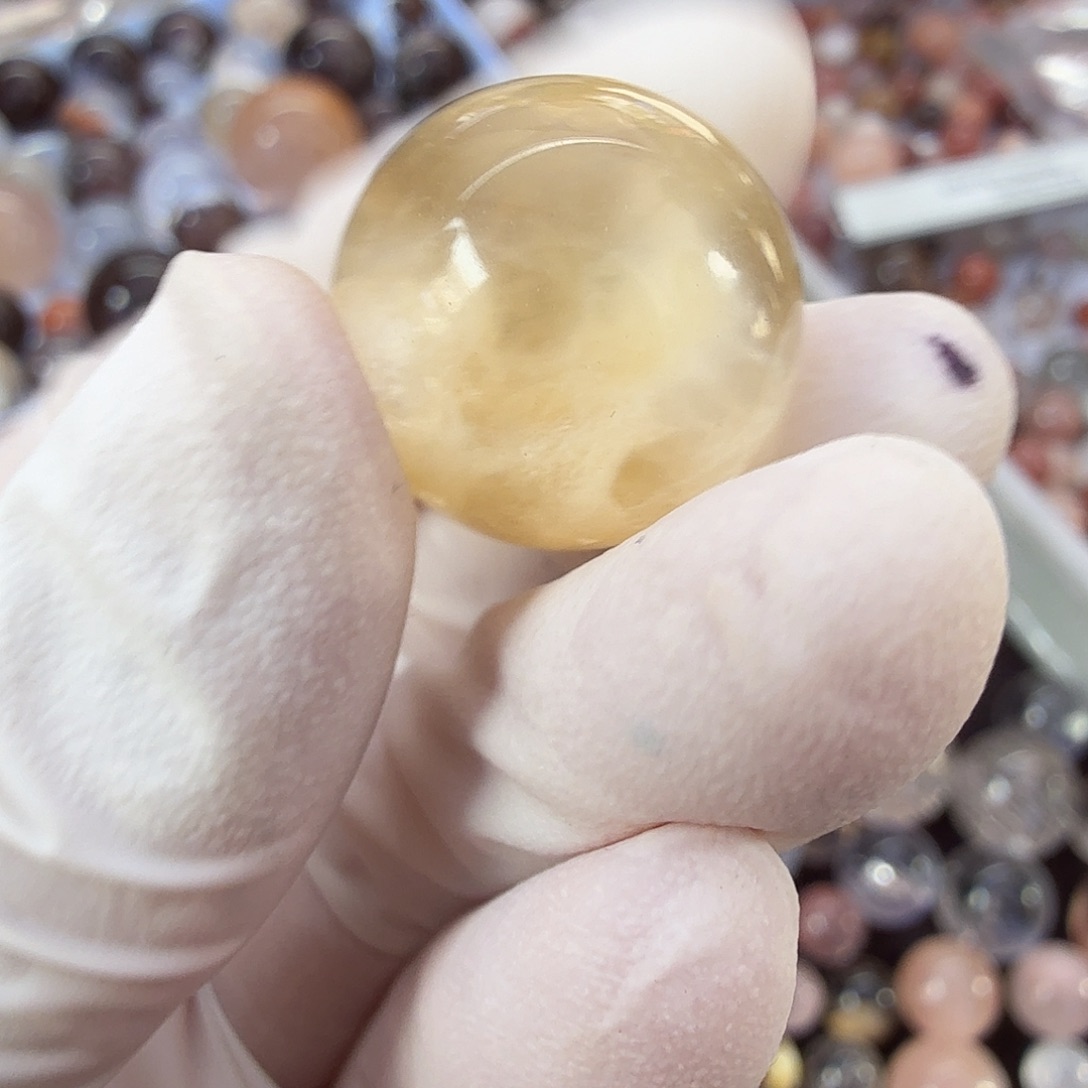 水晶珠宝半成品未镶嵌是**呀