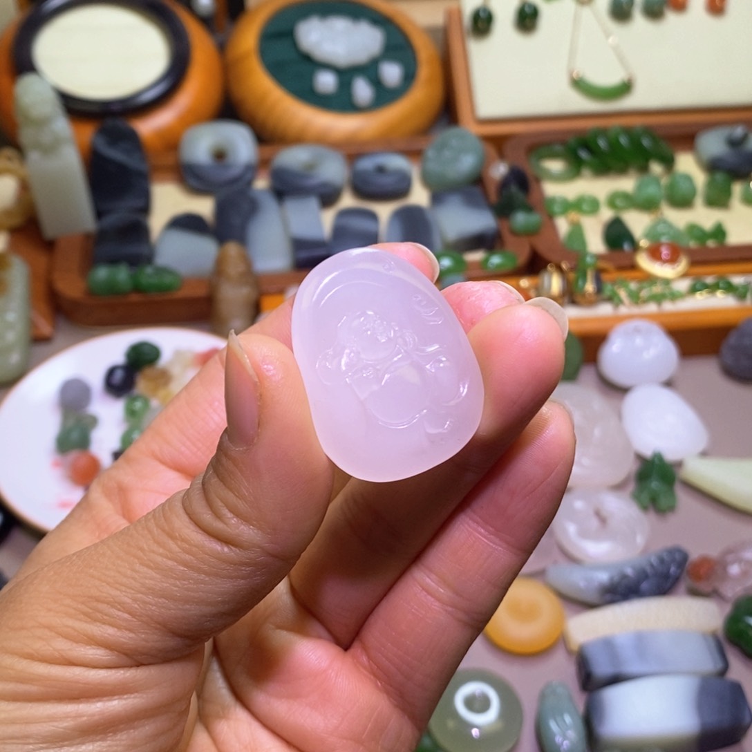 颈饰未镶嵌和田玉