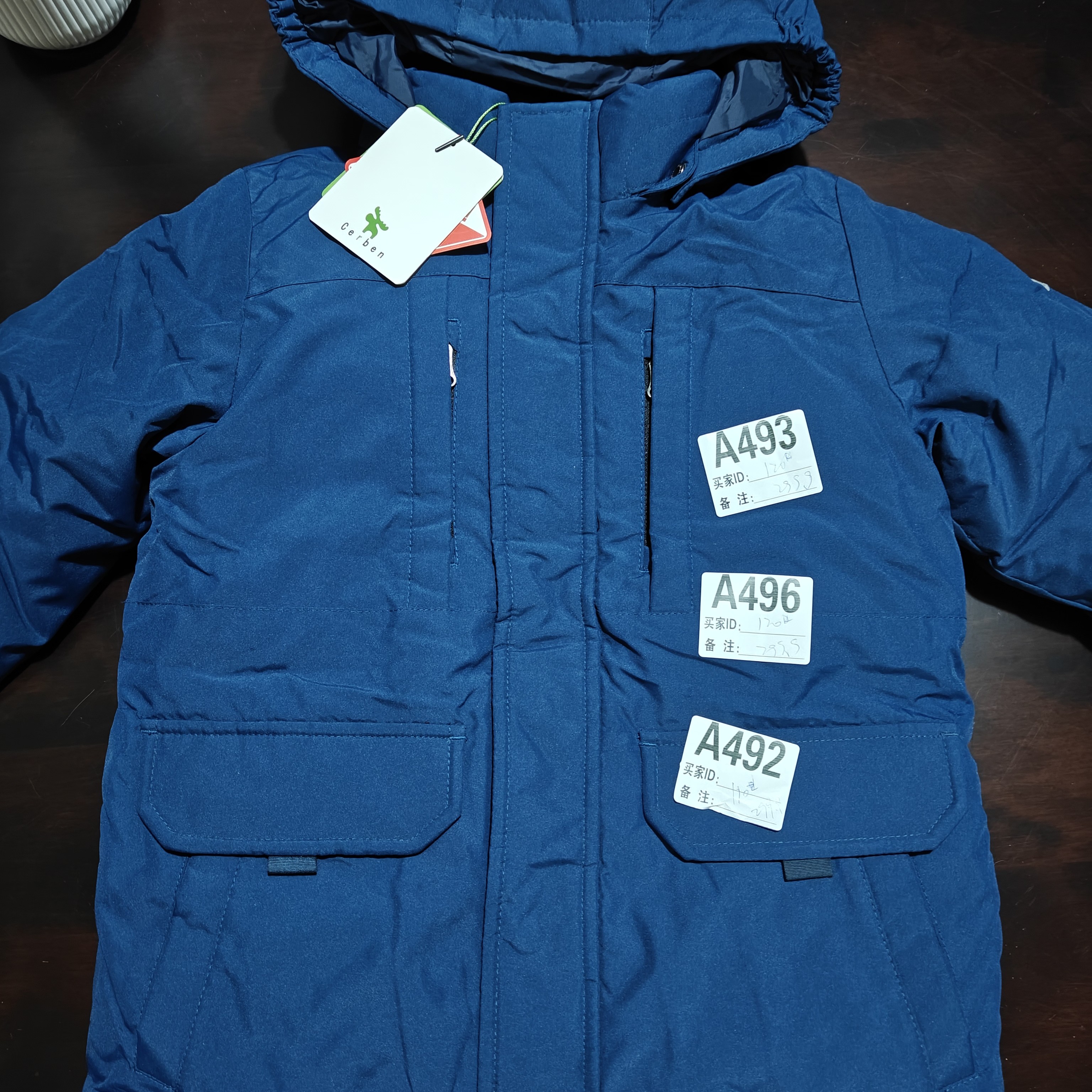 2025年儿童冬季新款羽绒服