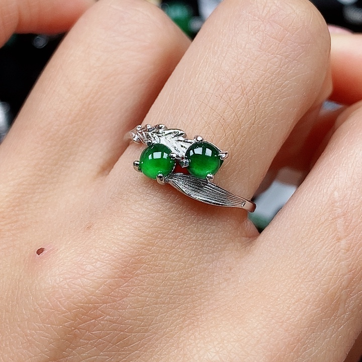 翡翠戒指未镶嵌戒指