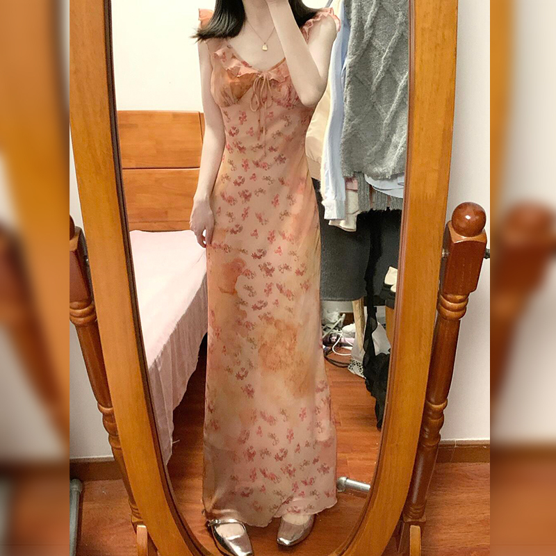 KQ0732法式粉色碎花吊带连衣裙女新款小个子高级感度假风气质长裙