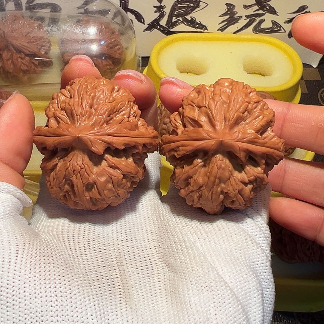 吊坠文玩核桃45全品红锦鲤