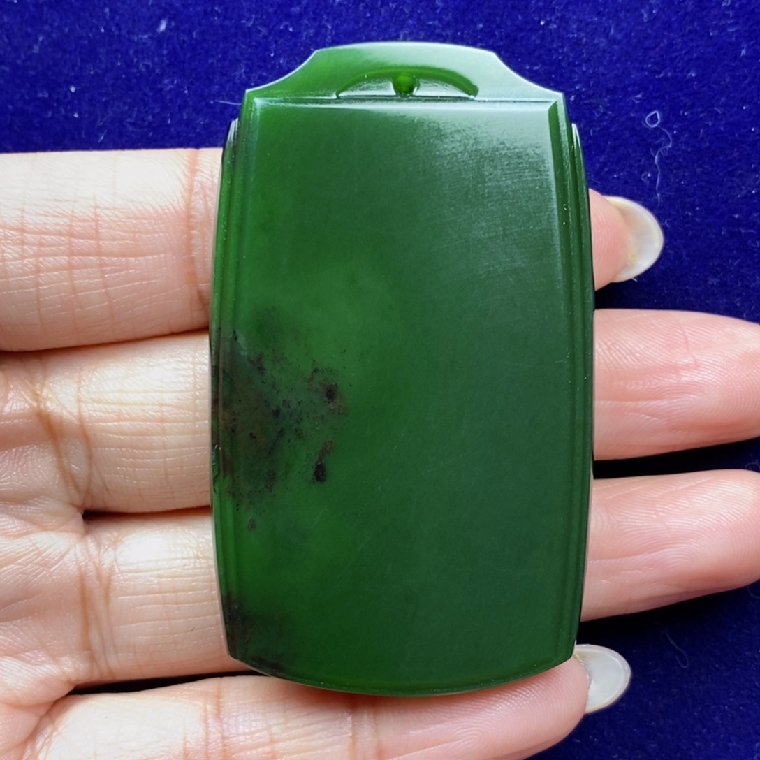 沃***源和田玉未镶嵌挂件