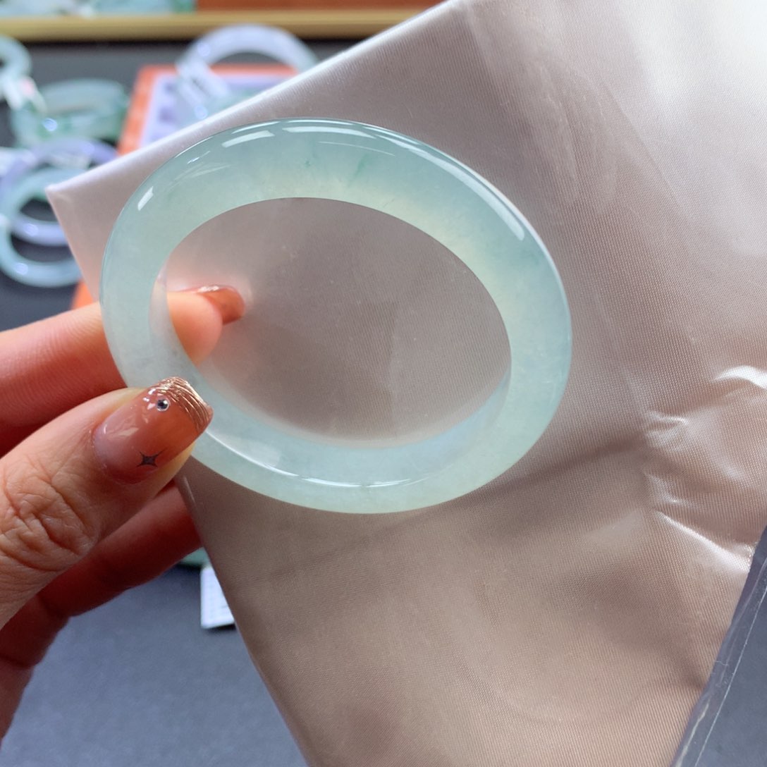 翡翠手镯未镶嵌11号