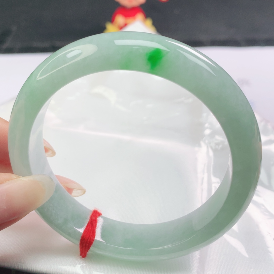 翡翠未镶嵌手镯翡翠58.0飘阳绿正圈