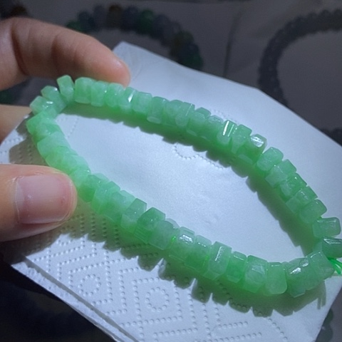 未镶嵌定制翡翠翡翠