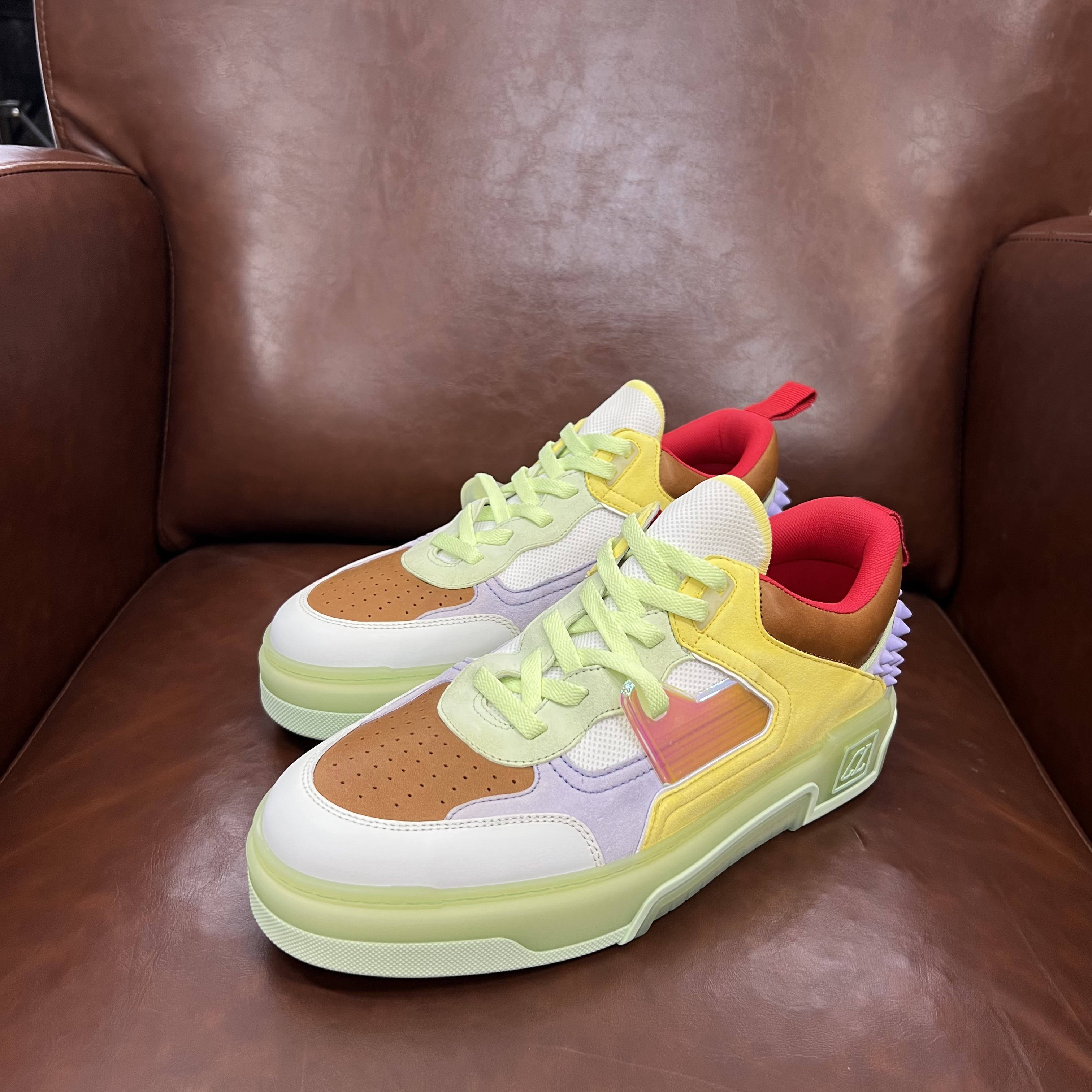 99新 Christian Louboutin/克里斯提·鲁布托 荧光绿休闲鞋 42码