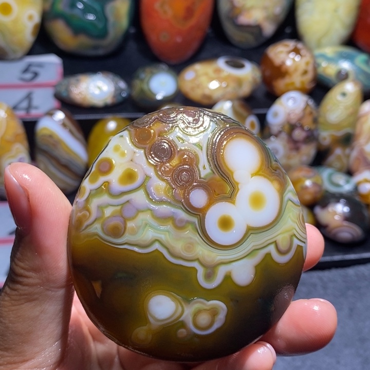 玛瑙/玉髓未镶嵌珠宝奇石125