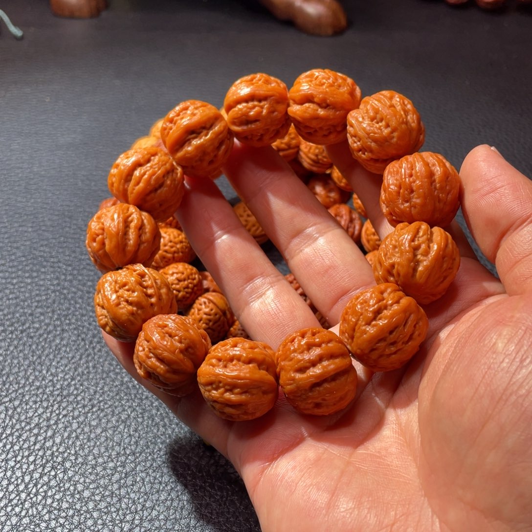 手串文玩核桃粗筋王