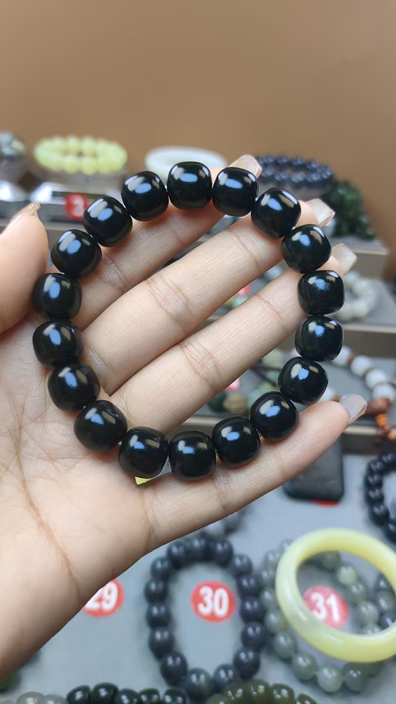 新疆和田玉黑青卡12圆珠