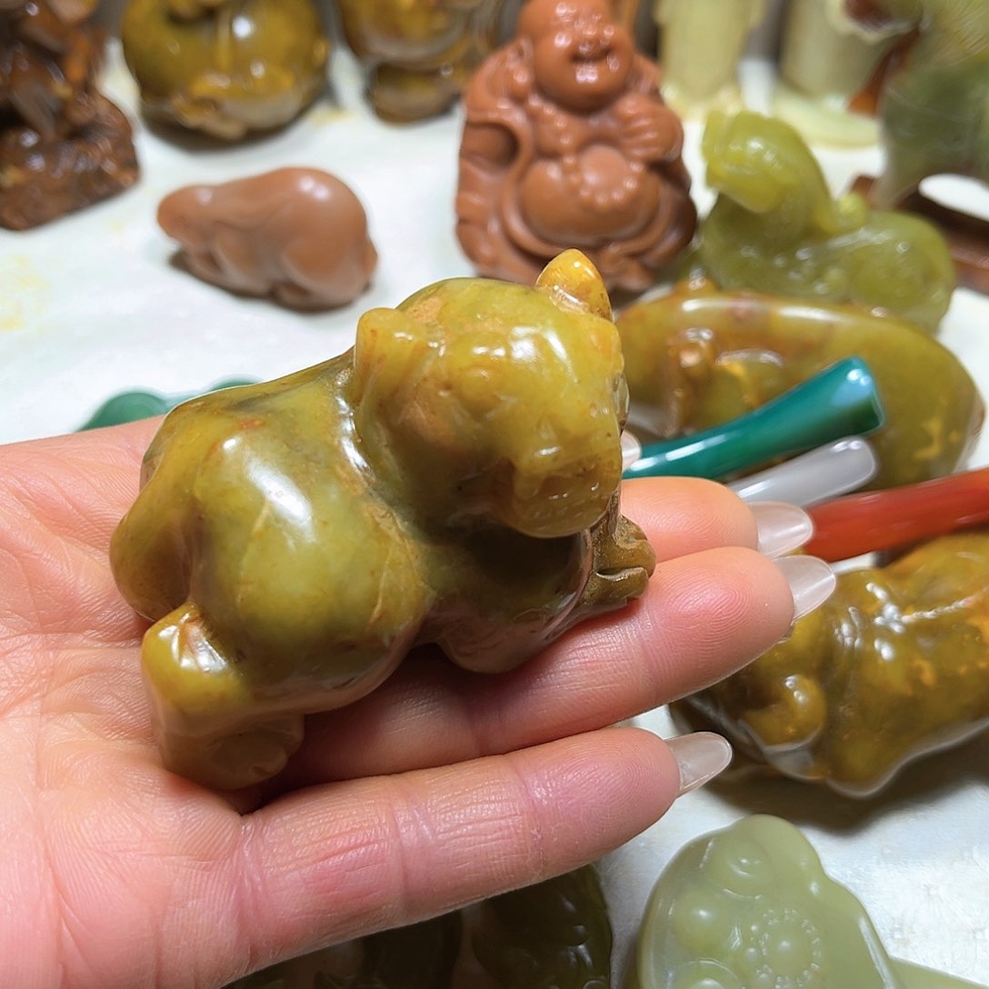 白玉菩提吊坠白玉菩提吊坠