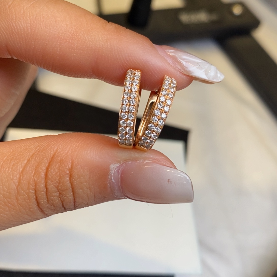 钻石耳饰18K金镶嵌设计款耳包（搭甜甜圈）