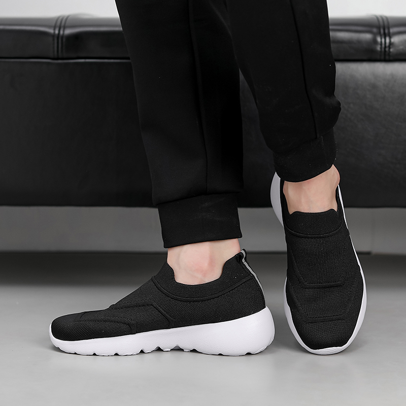 新款透气网面飞织弹力袜子鞋一脚蹬软底男鞋适合多走路舒适休闲