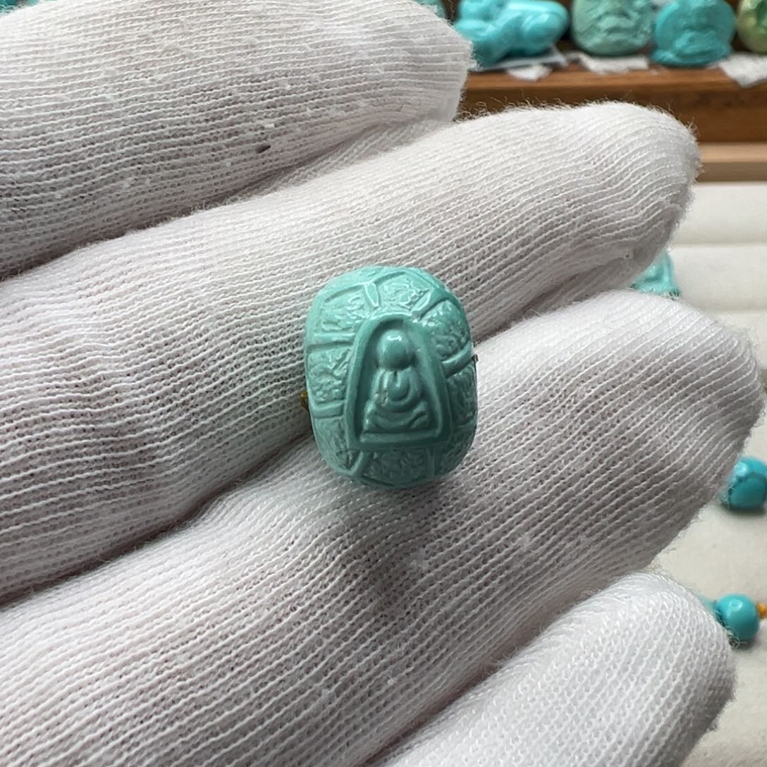 绿松石配饰未镶嵌