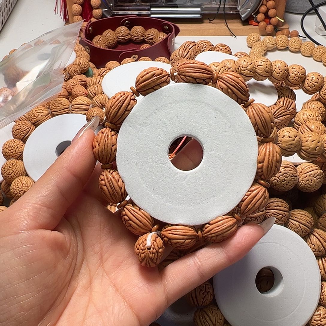 柚***丶吊坠桃核虎纹龙脊钱袋子