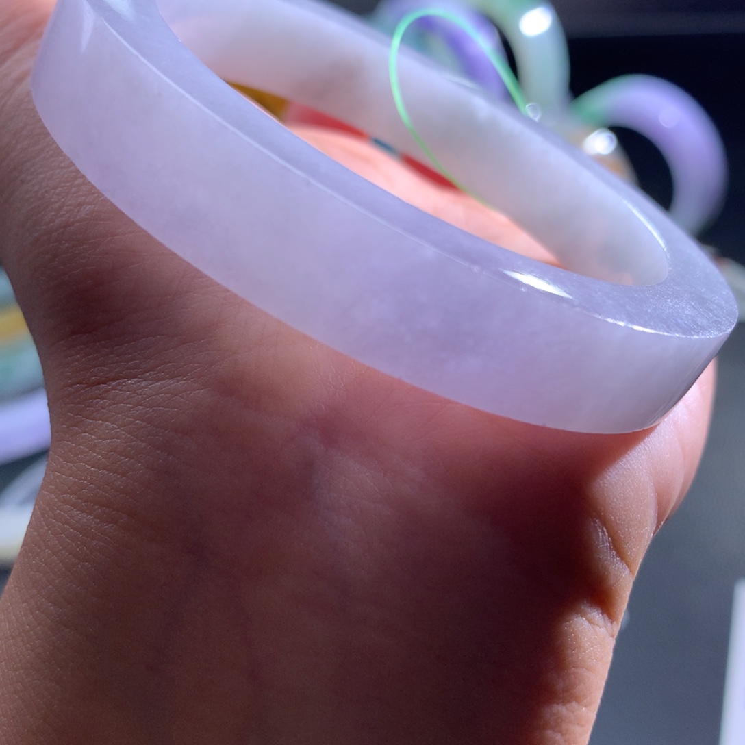定制翡翠未镶嵌翡翠手镯