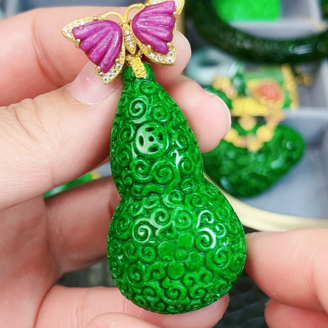 翡翠项链银S925镶嵌吊坠