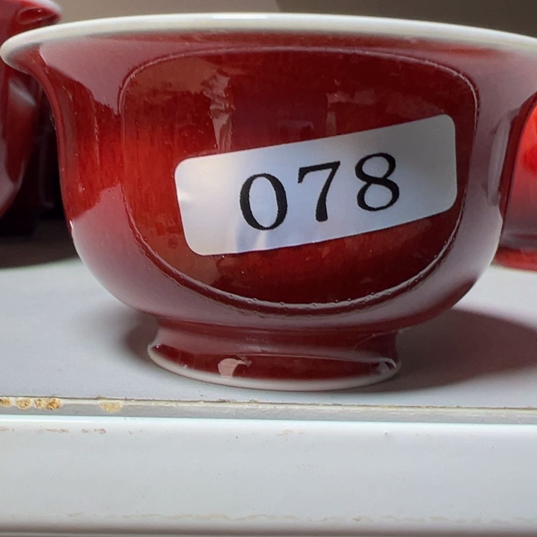 陶景德镇陶瓷郎红微瑕