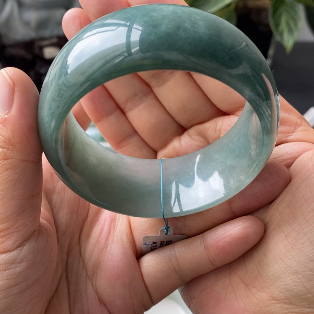 翡翠未镶嵌手镯天然