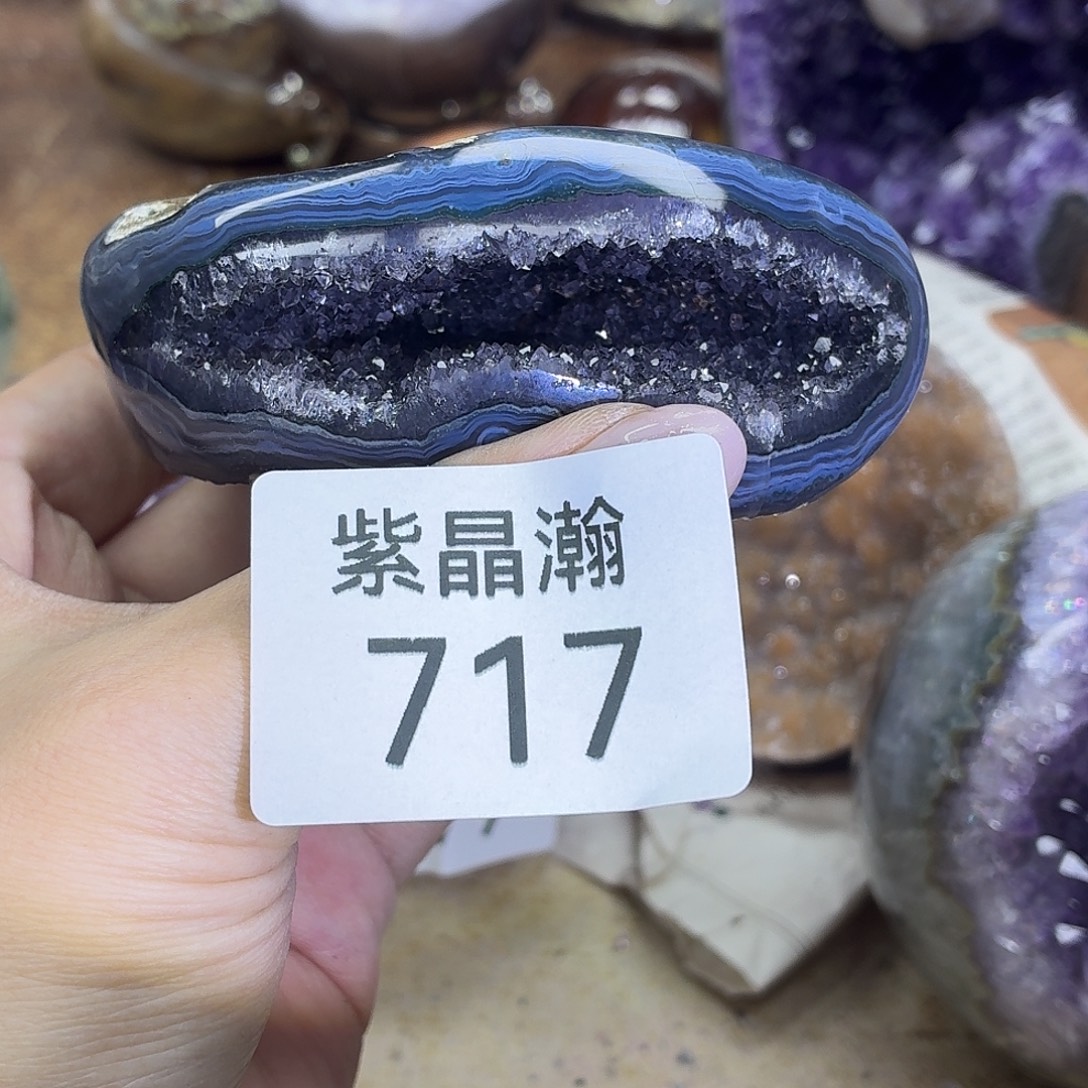 未镶嵌水晶大型摆件（非配饰）