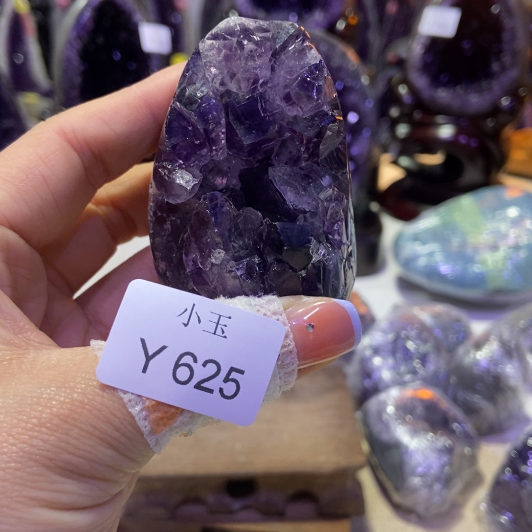 水晶摆件未镶嵌摆件