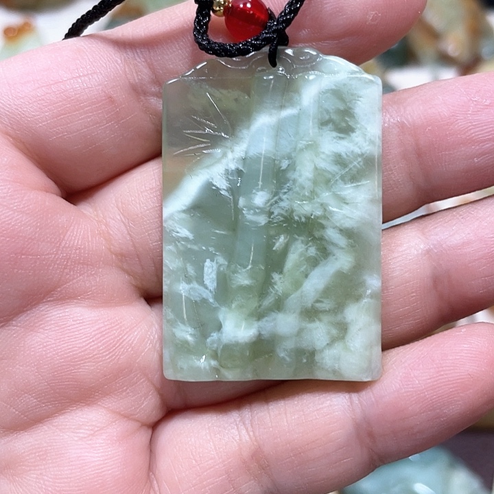 岫玉吊坠(不含链)未镶嵌