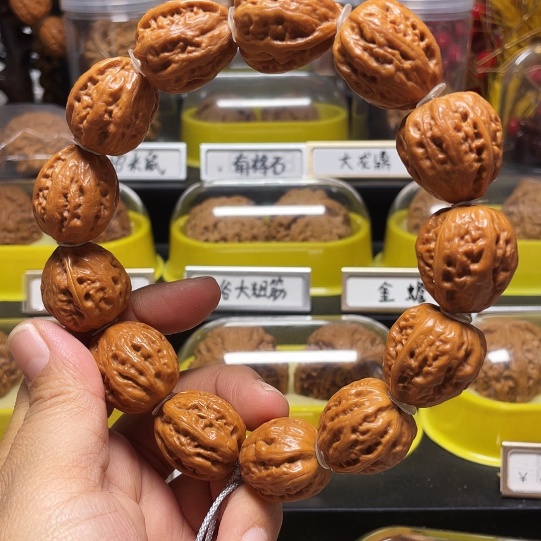 木质手串5668889668