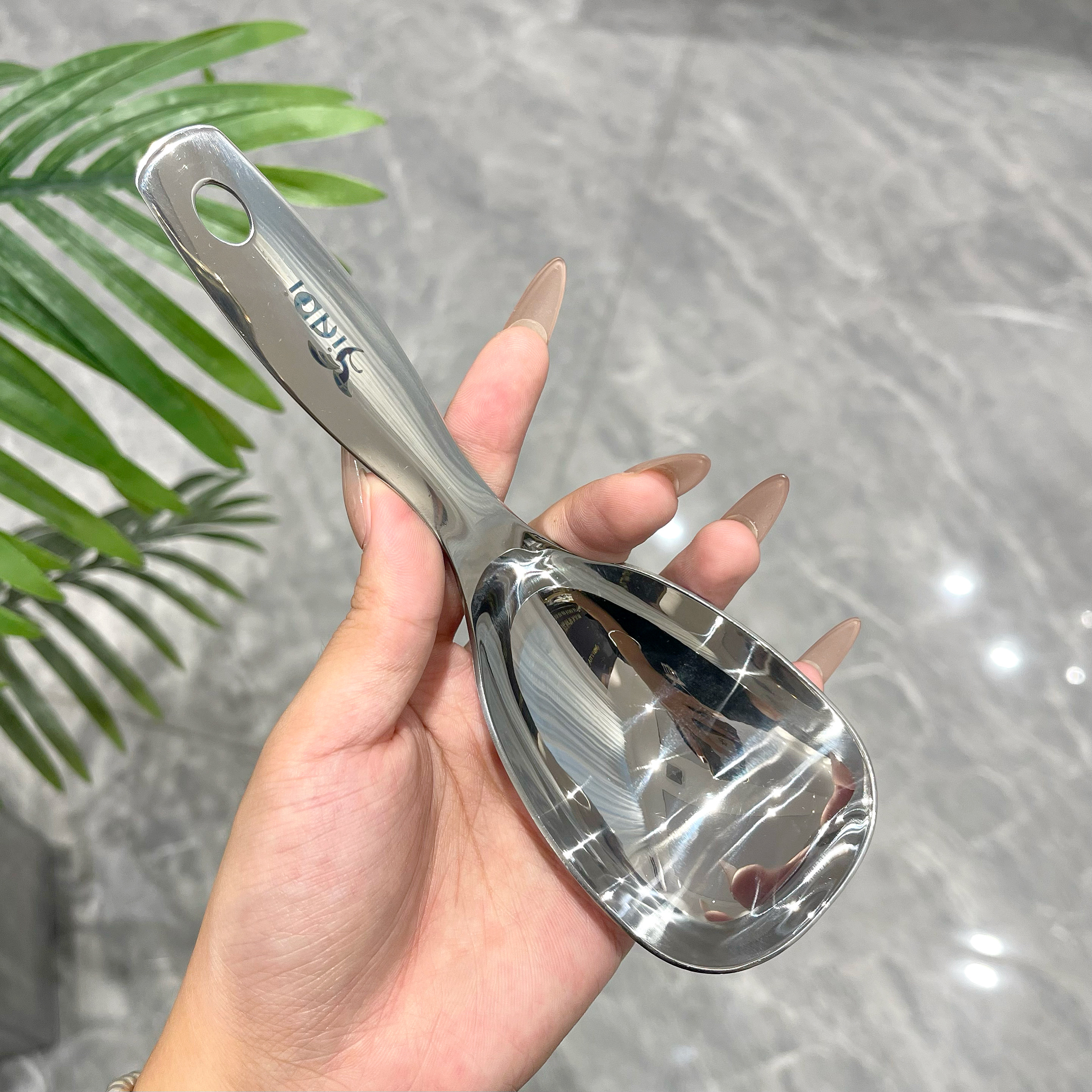  家用不锈钢地主勺18-10不锈钢汤勺家用嗦粉勺分餐勺公用勺大头勺