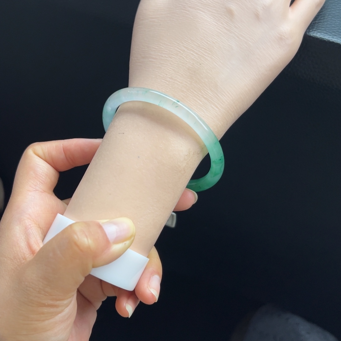 石英质玉未镶嵌手镯非洲翠57