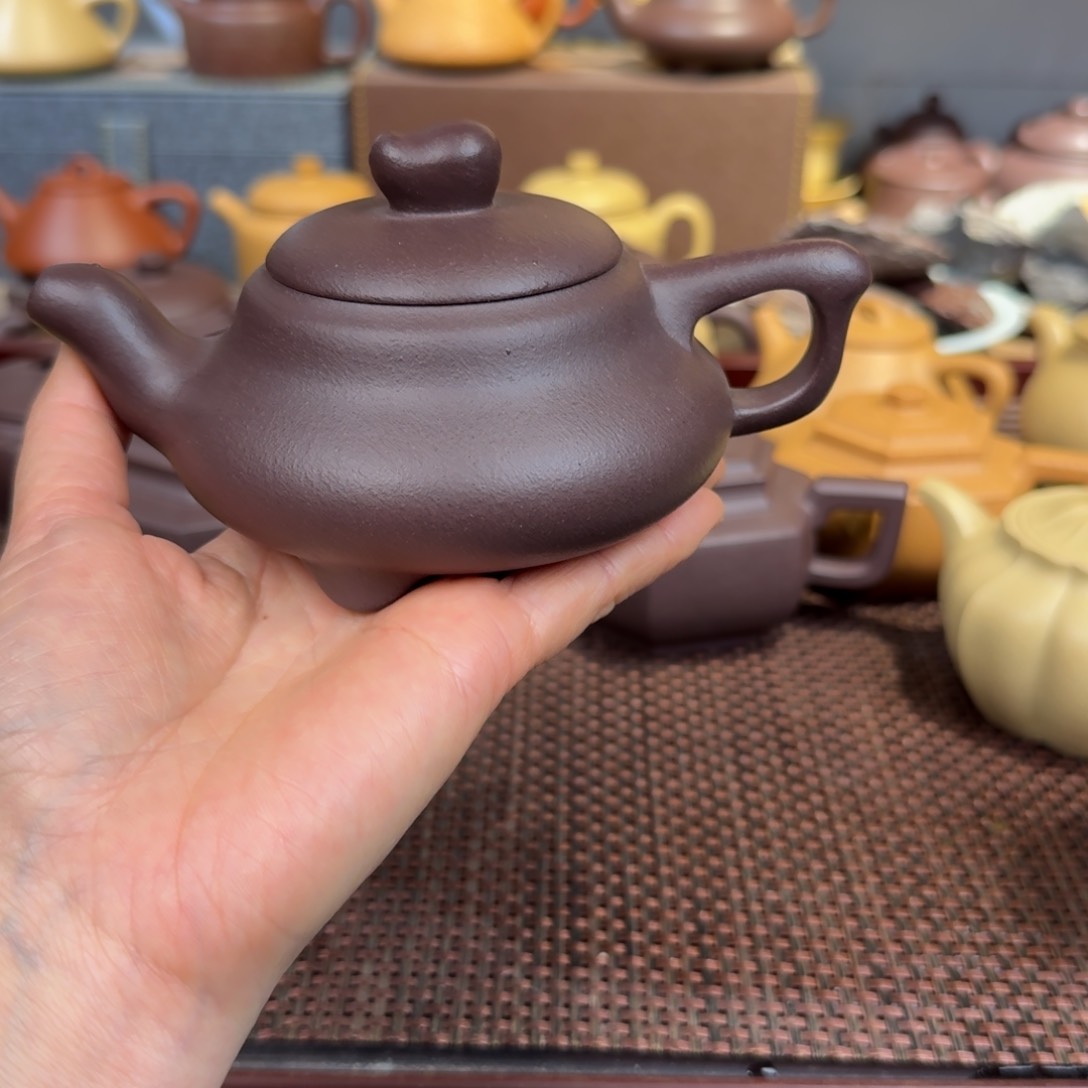 本山绿泥茶壶梨皮230毫升左右