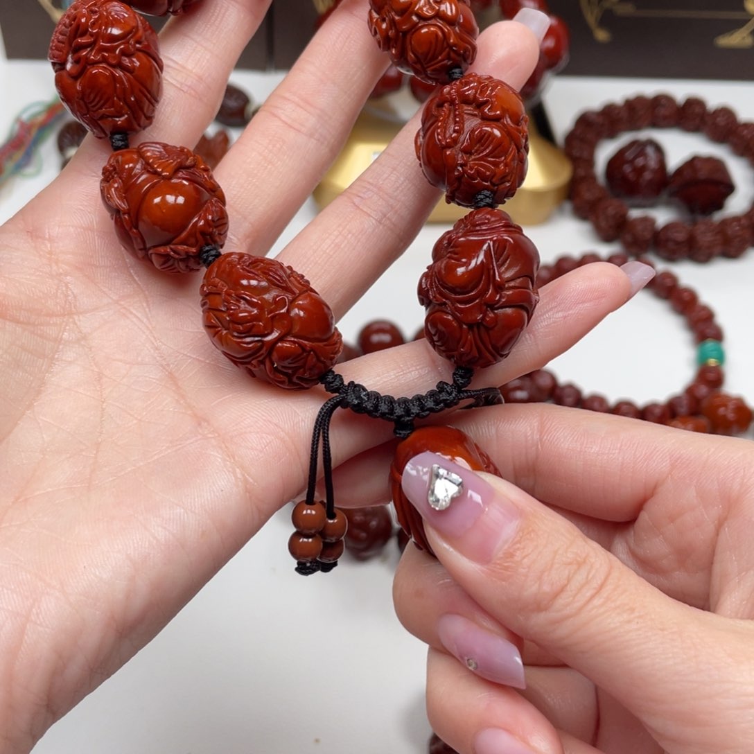 橄榄核手串老***i财神，