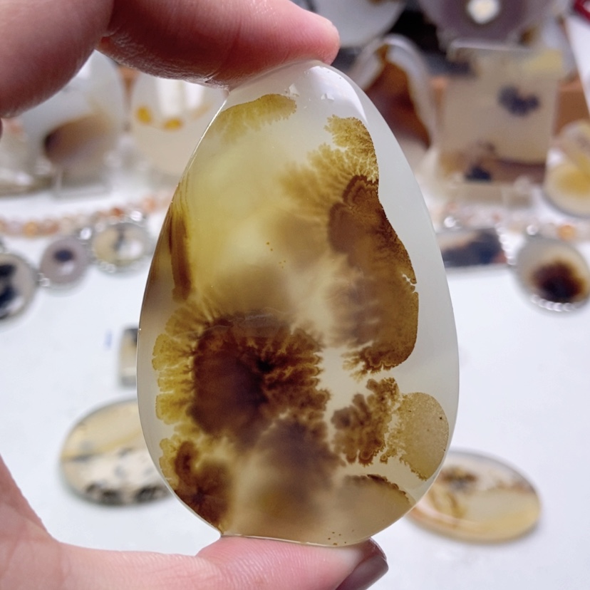 【闪购商品】玛瑙/玉髓颈饰未镶嵌