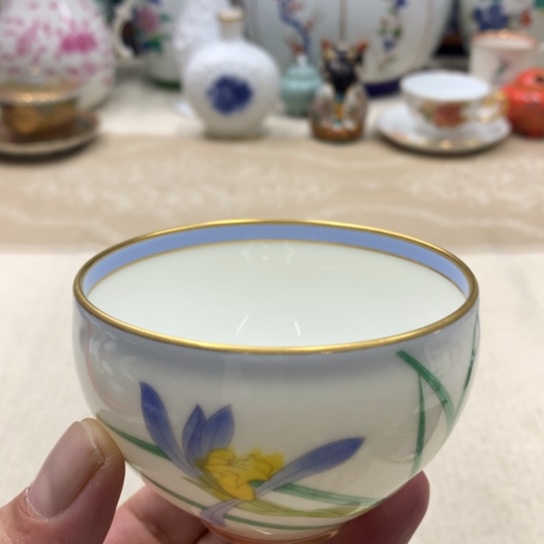 瓷片这些东西都是