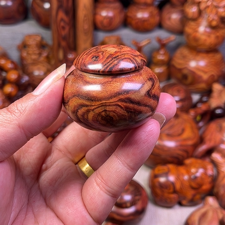 黄花梨/降香黄檀尺寸5.3 海南黄花梨油梨工艺品