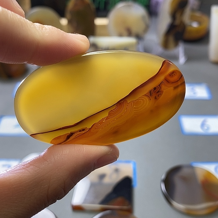 玛瑙/玉髓未镶嵌珠宝半成品168