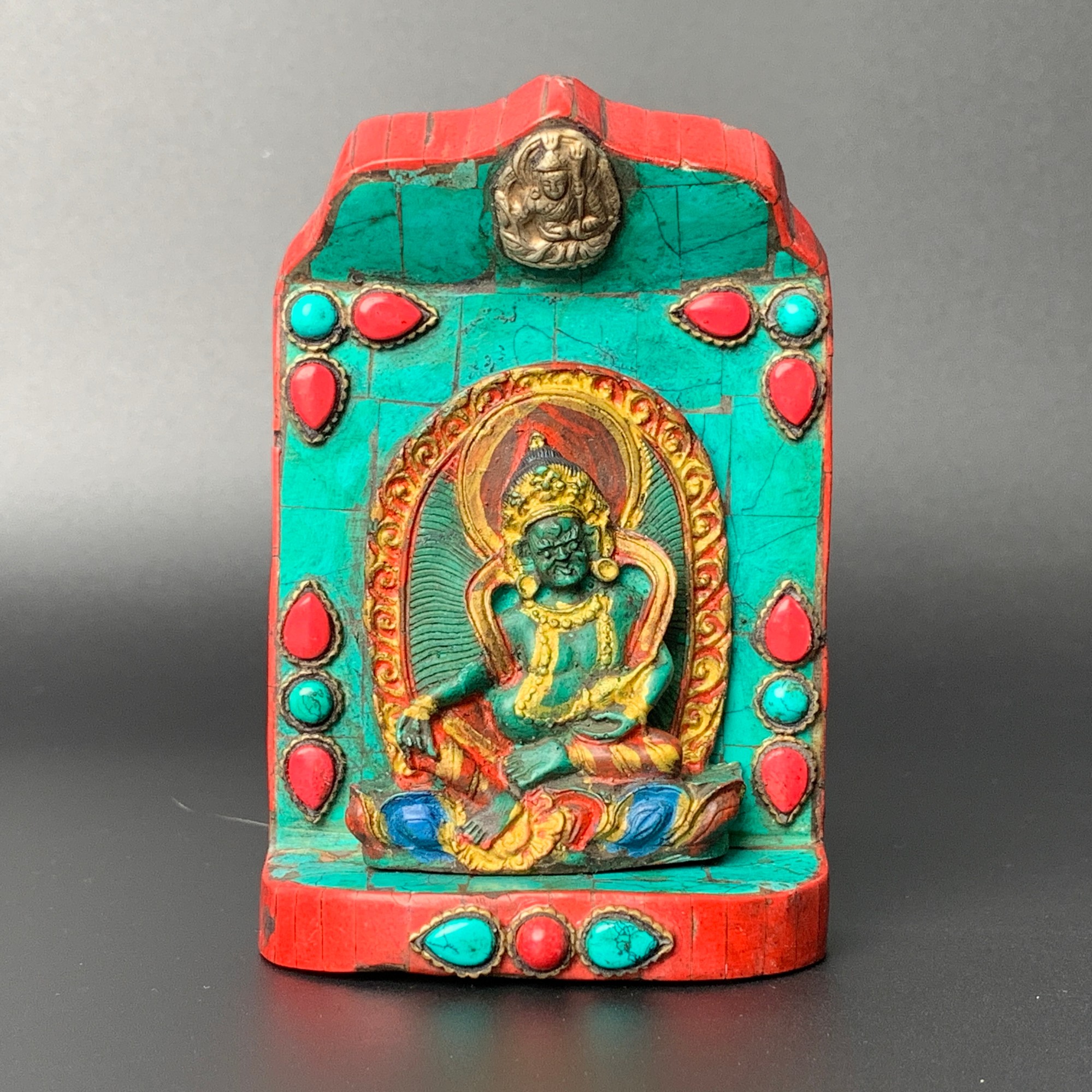 清代·嵌宝石黄财神佛像116*76mm 194gWSX111455