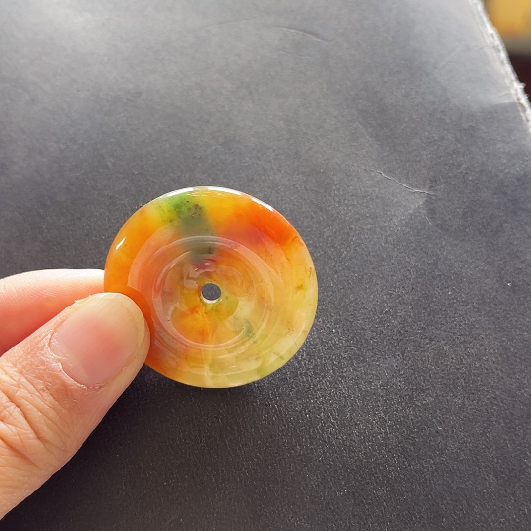 飘***石英质玉未镶嵌颈饰