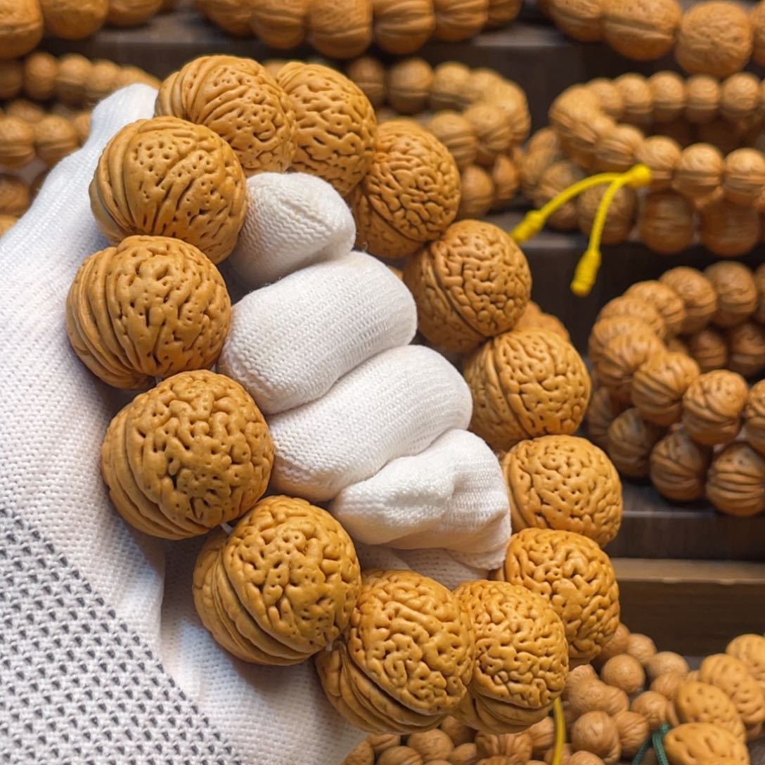 吊坠桃核吃****，精品大龙蛋