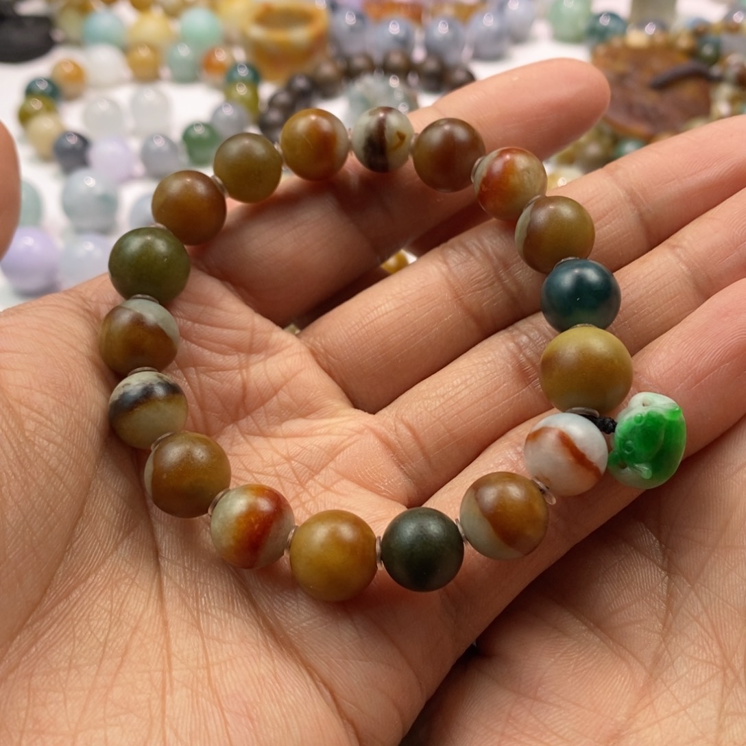 翡翠手链未镶嵌珠子