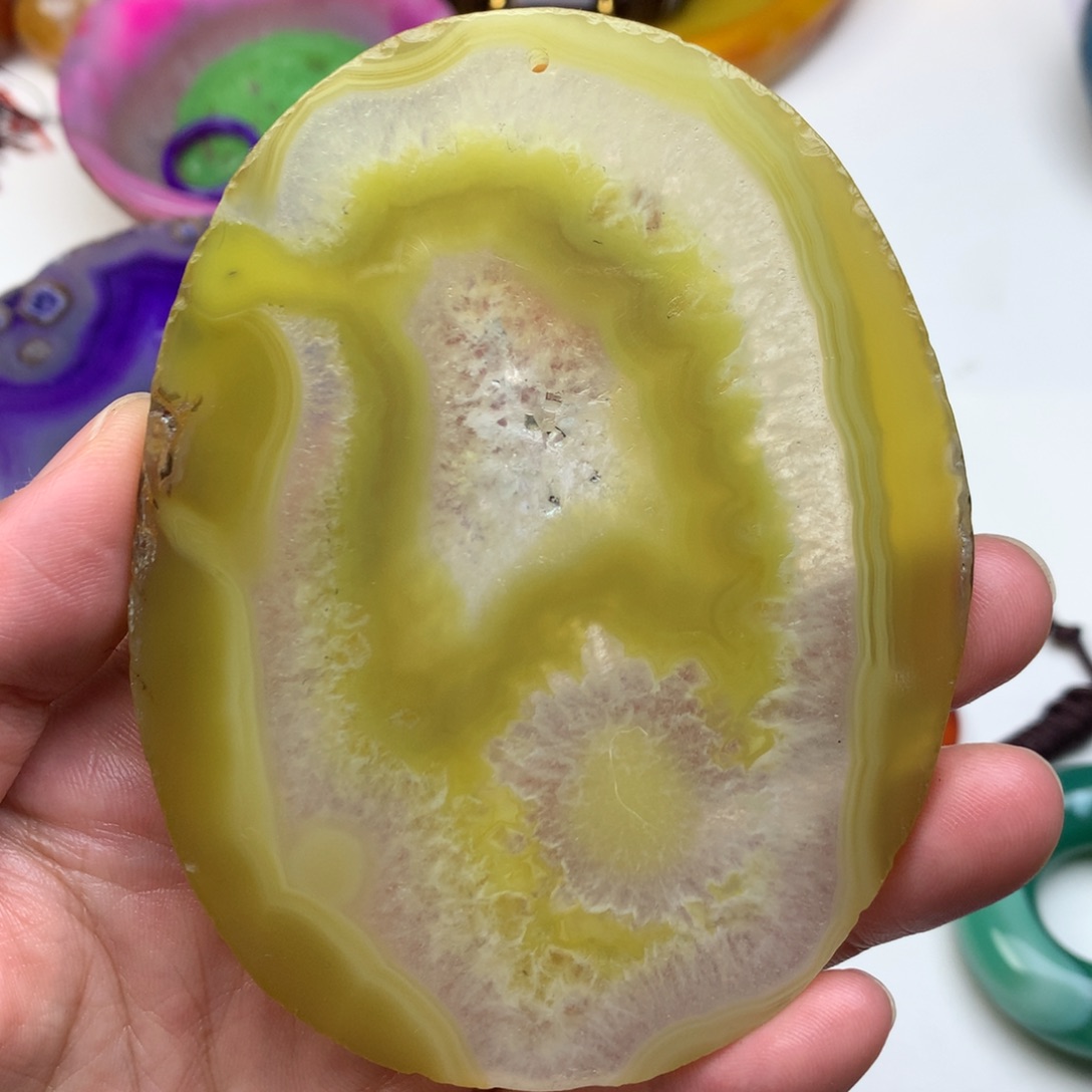 玛瑙未镶嵌手饰玛瑙