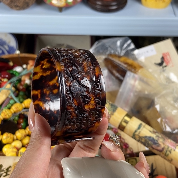 琉璃手工艺品梅**弄瓷器瓷器瓷器瓷器