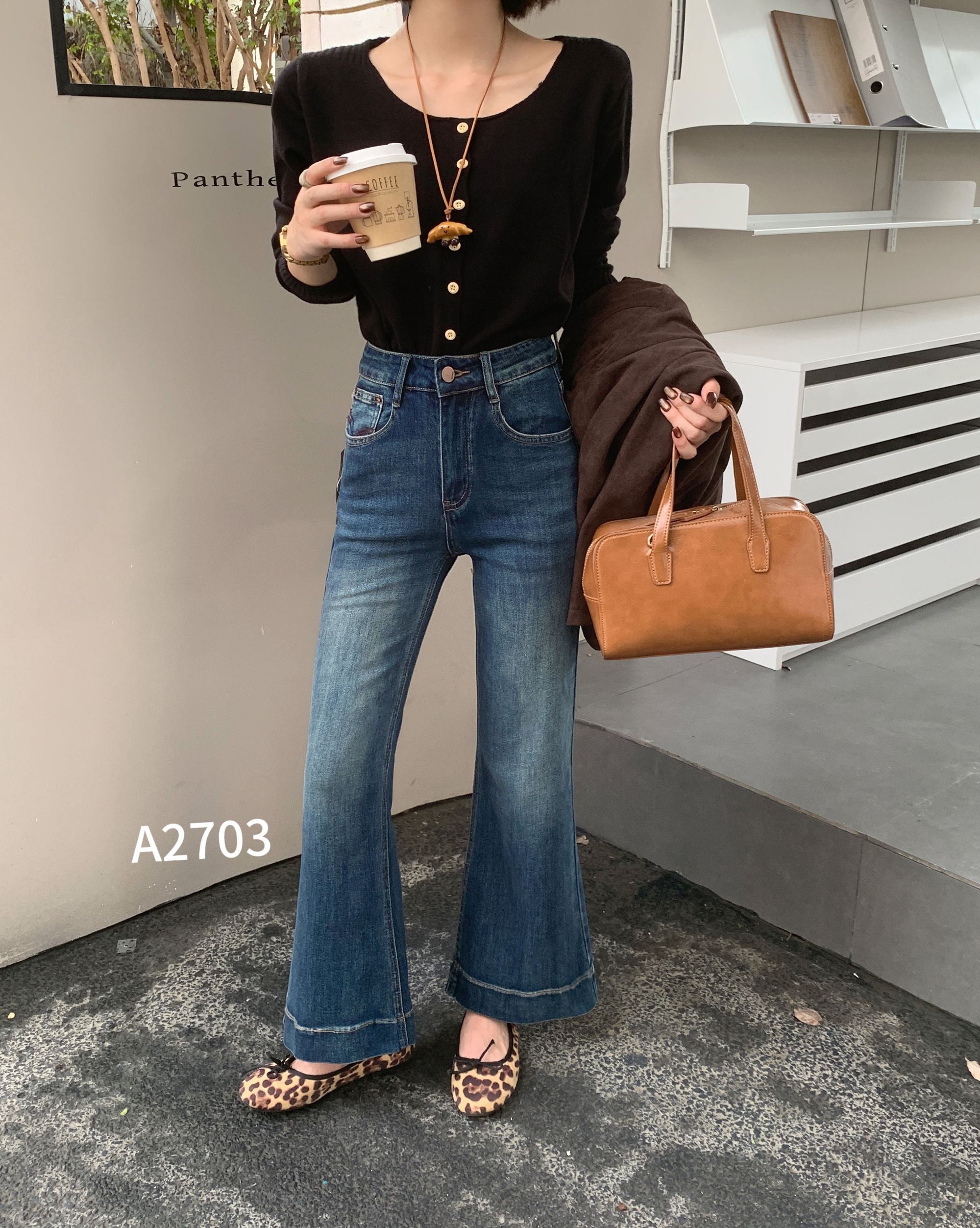 穿上秒显腿长！~微喇牛仔裤女秋季新高腰弹力显瘦小个子喇叭裤子