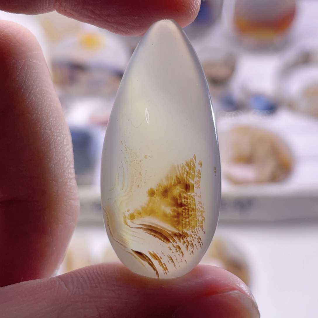 玛瑙/玉髓未镶嵌珠宝奇石