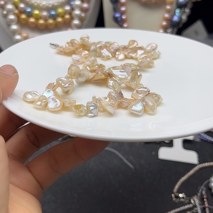 未镶嵌淡水珍珠颈饰