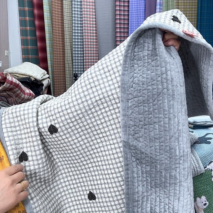 棉70×1米，加长生理垫灰色桃心