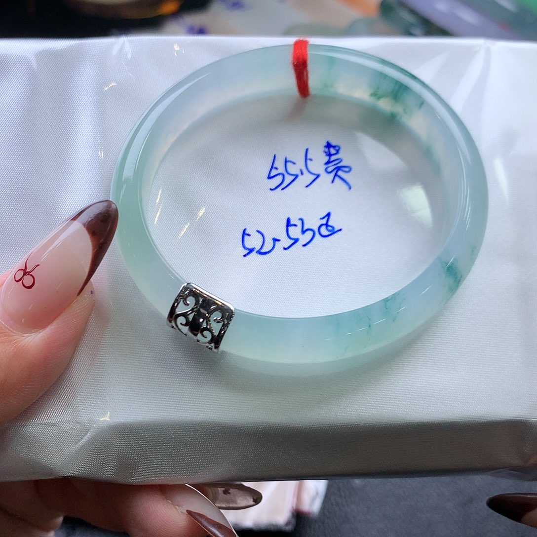 翡翠未镶嵌手镯（贵妃镯）74号 