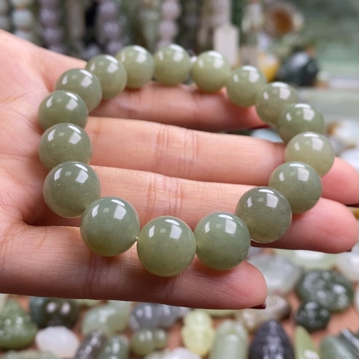 和田玉未镶嵌颈饰和田玉卡12手串