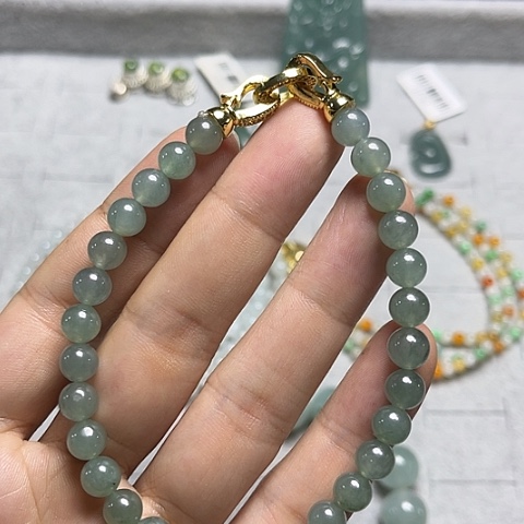 未镶嵌定制翡翠手串