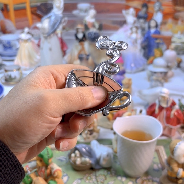 摆件欧洲中古瓷器好看冲鸭！