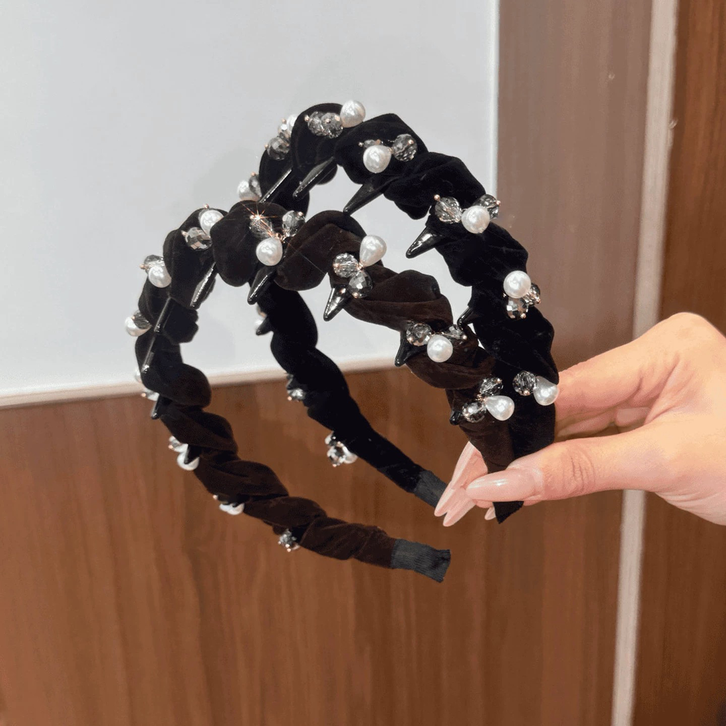 新款高级感带齿防滑珍珠丝绒发箍女增高颅顶显发量头饰